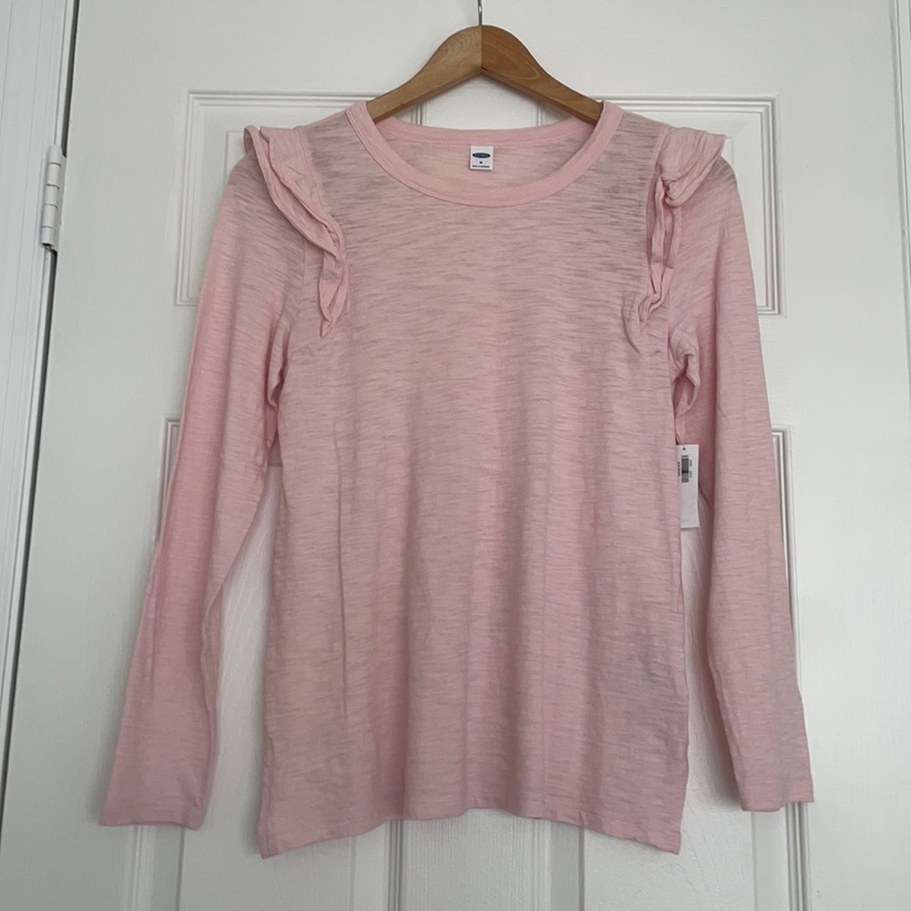 🔥 NWT Old Navy long selves top